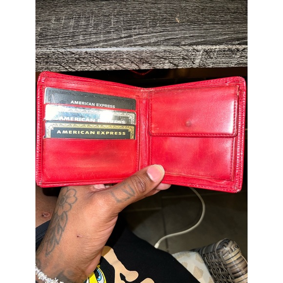 Louis Vuitton Wallet - Picture 6 of 11